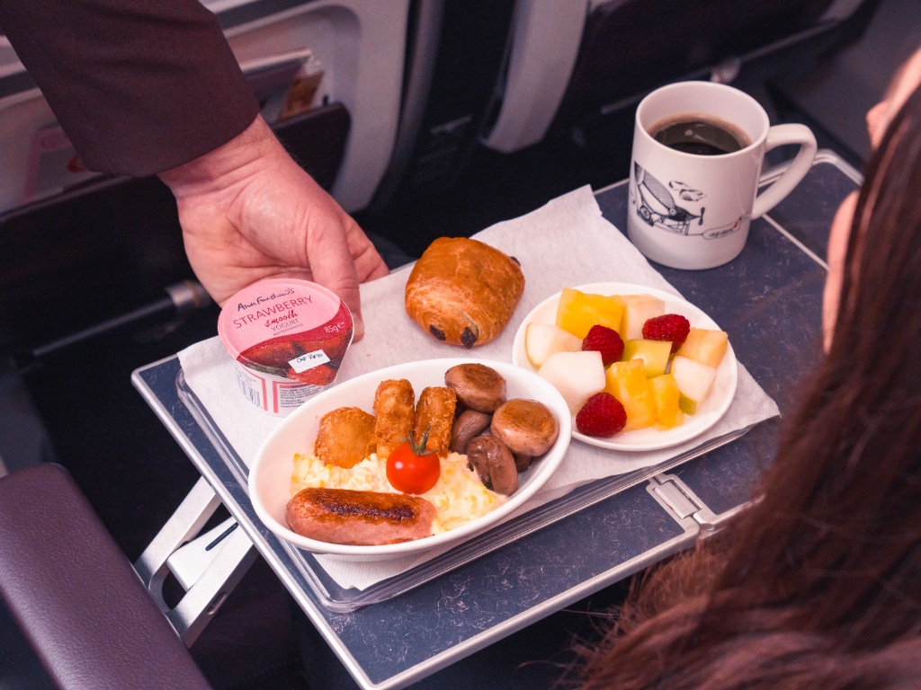 Food And Drink In Premium Economy Premium Economy Meals Virgin Atlantic
