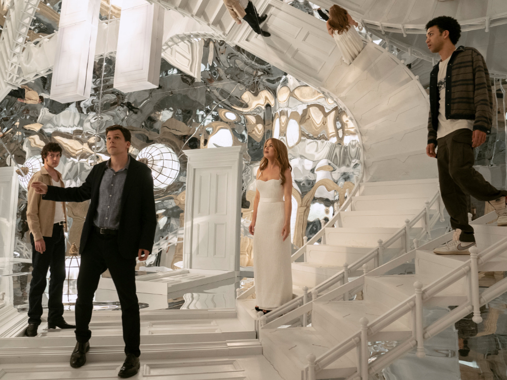 Now You See Me: Now You Don't